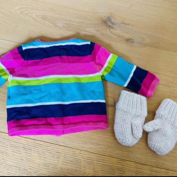 Tommy Hilfiger Sweater and Mitten Set - Picture 1 of 3